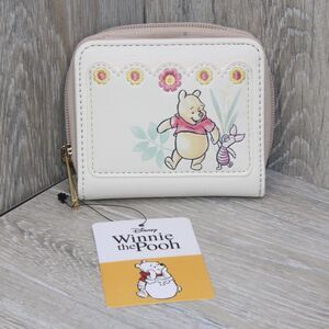 Disney Winnie the Pooh and Friends Floral Wallet BioWorld Corner Zip